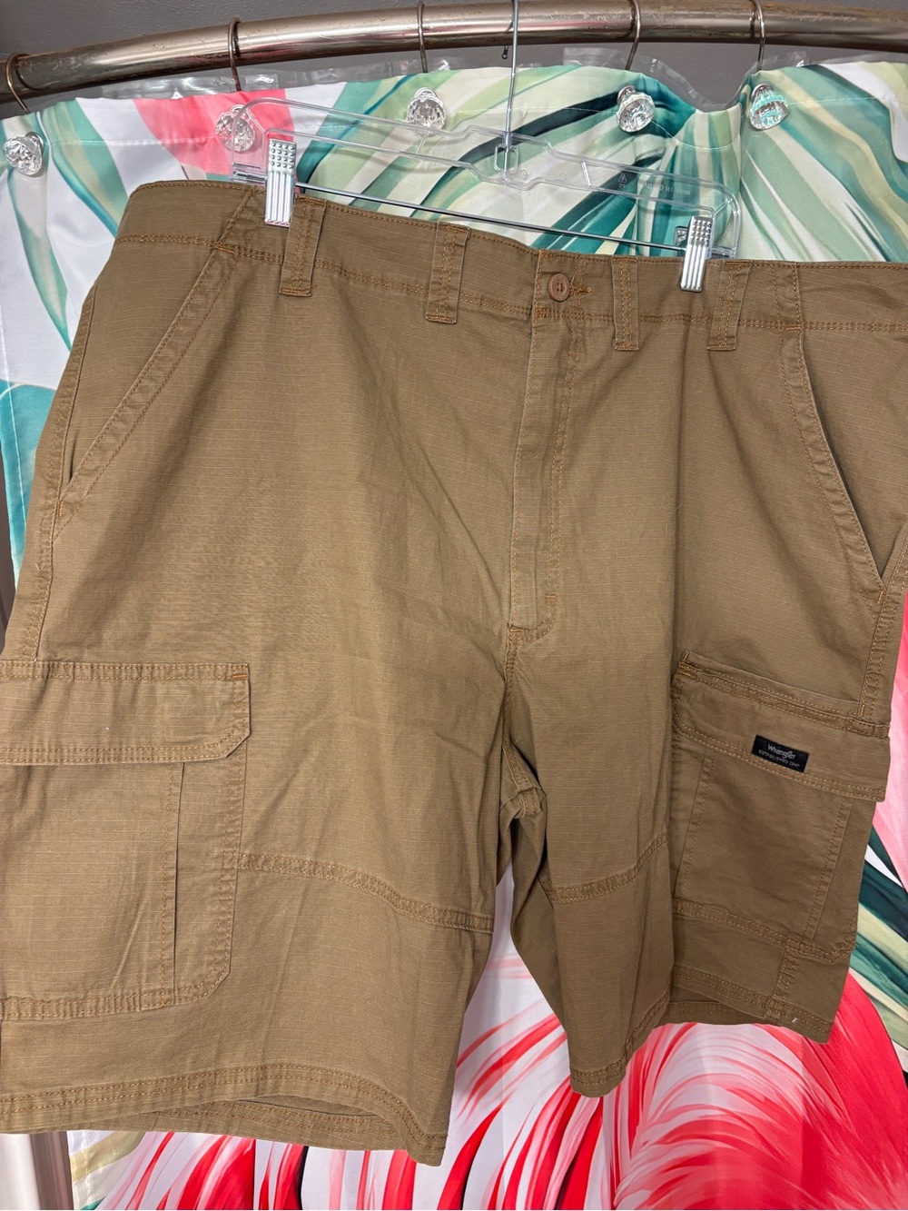 Men’s Wrangler Cargo Shorts